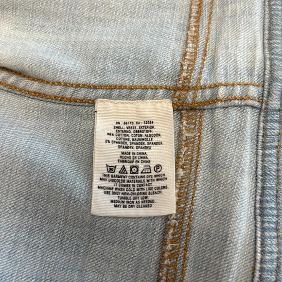 Anthropologie Women’s Pilcro and the Letterpress Light Wash Denim Vest Small - Picture 5 of 7